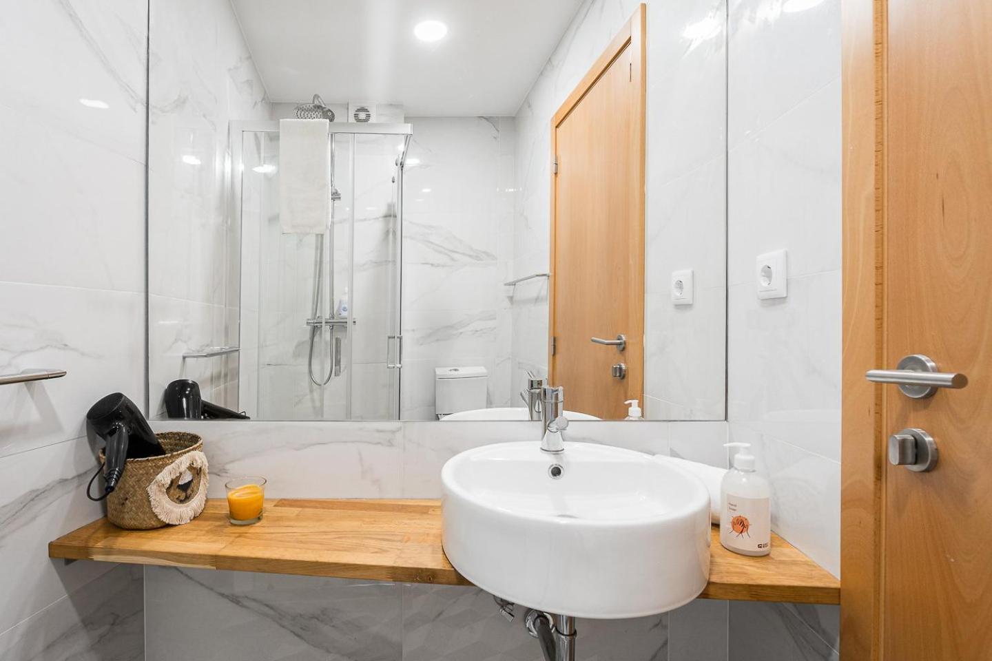 מלון פורטו Guestready - Bright Duplex In Downtown מראה חיצוני תמונה