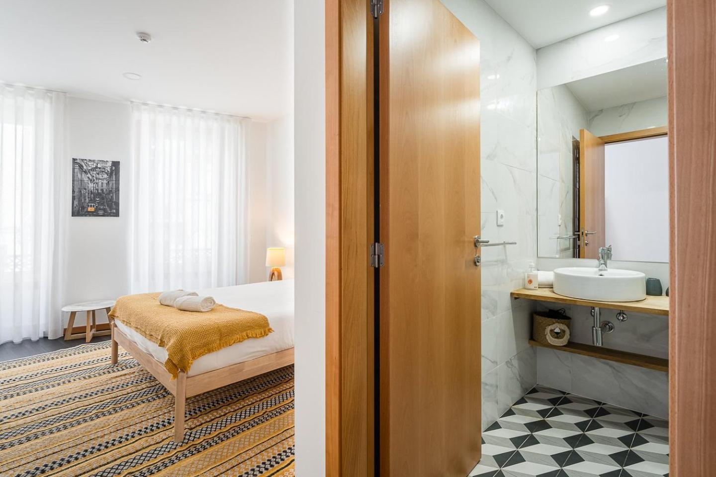 מלון פורטו Guestready - Bright Duplex In Downtown מראה חיצוני תמונה
