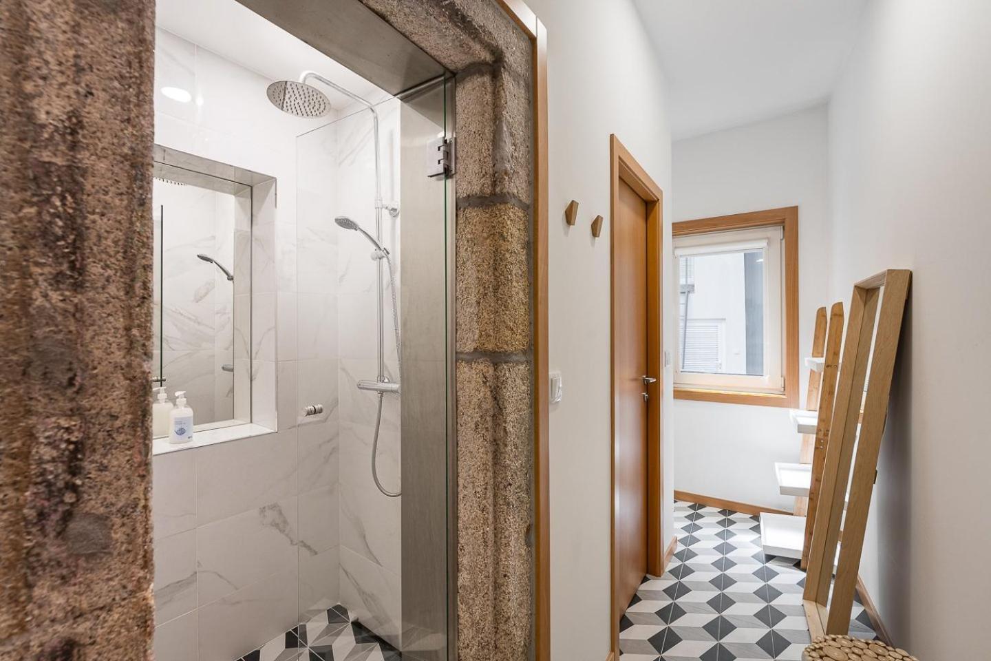 מלון פורטו Guestready - Bright Duplex In Downtown מראה חיצוני תמונה